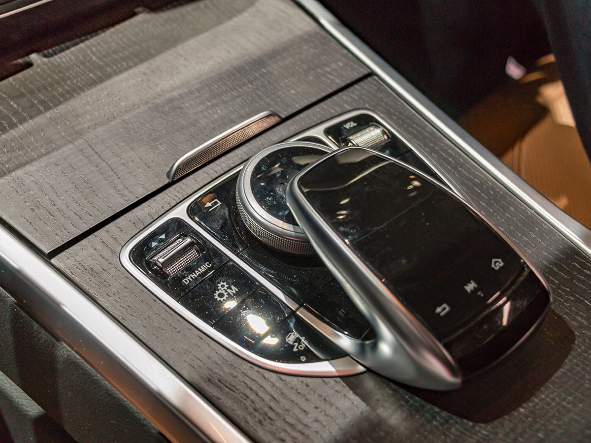 14 2019 Mercedes Benz G550 NAIAS KBB