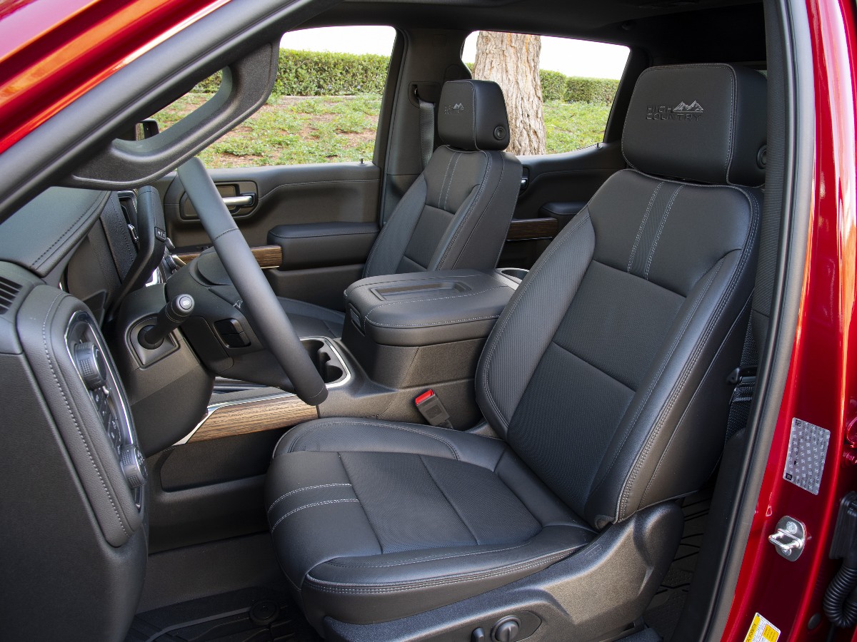 14 2019 Chevrolet Silverado High Country Kbb