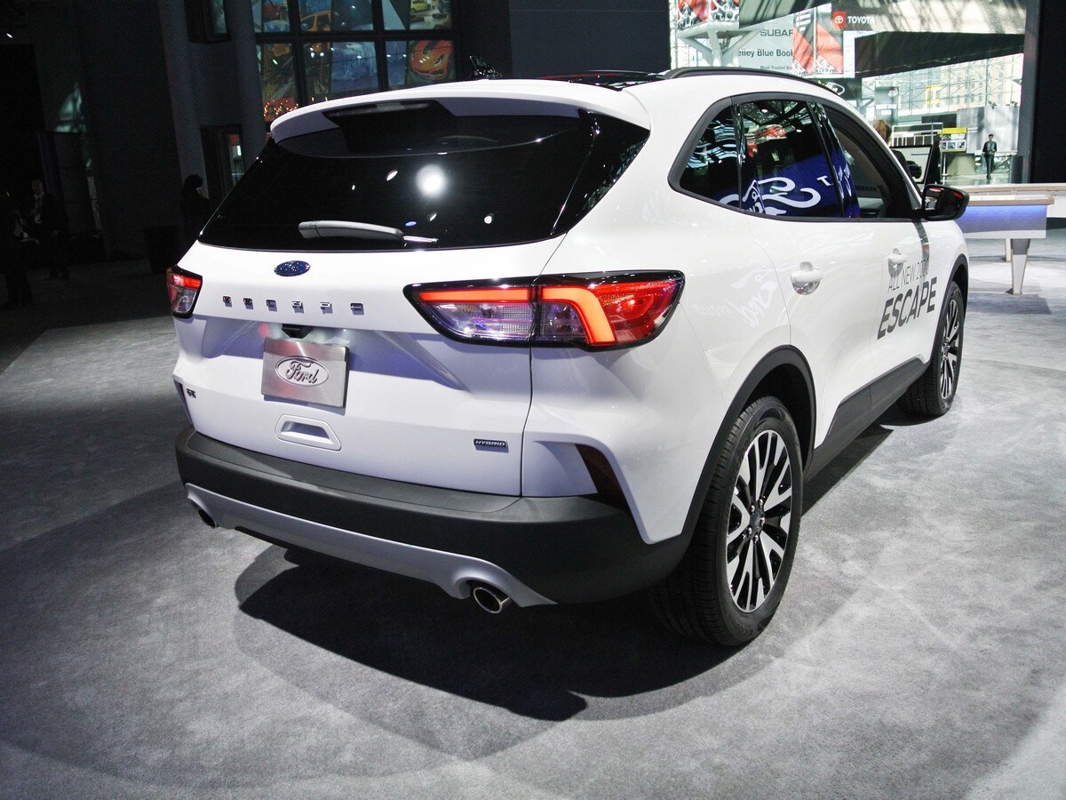 14 2020 Ford Escape Live