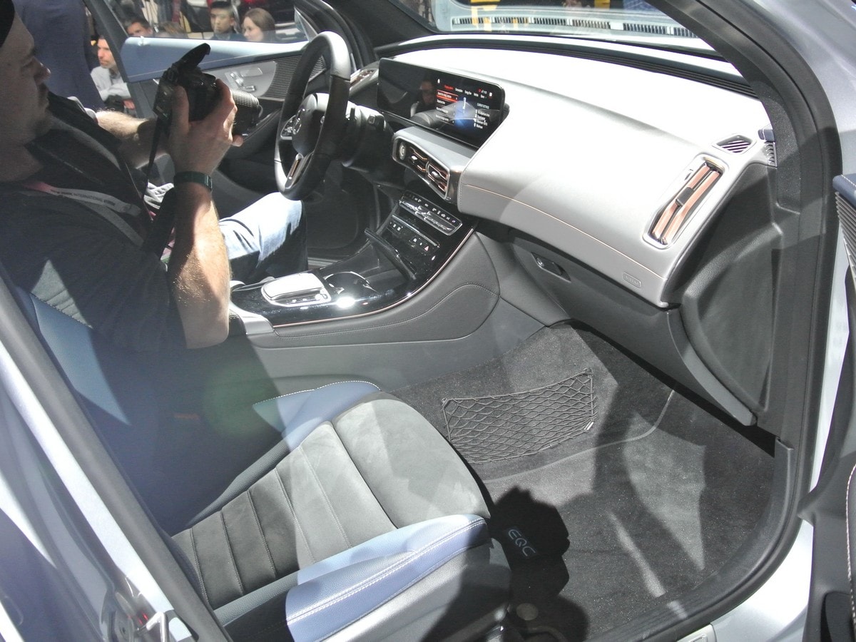 14 2020 Mercedes Benz EQC Live