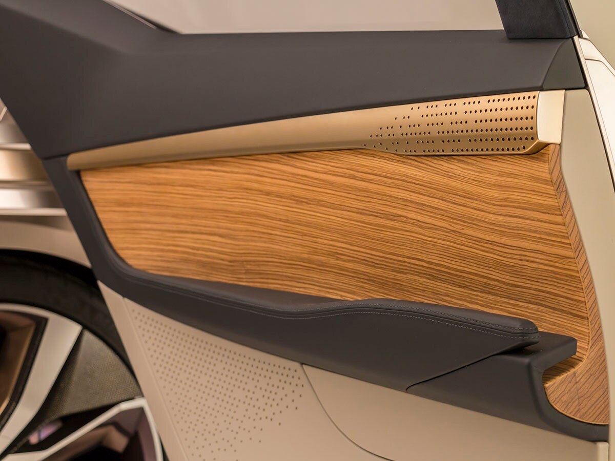 14 Nissan V Motion 2 Sedan Concept Interior KBB