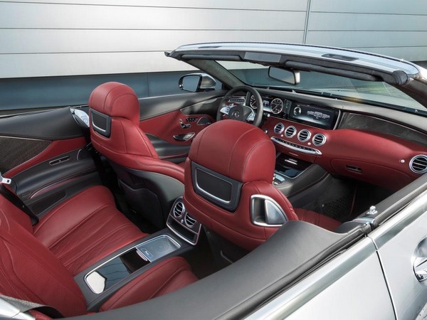 2017 Mercedes-AMG S65 Cabriolet rules