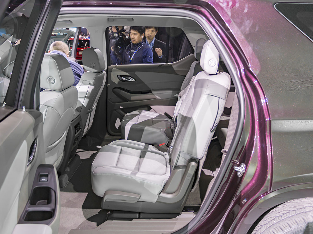 15 2018 Chevrolet Traverse Detroit KBB