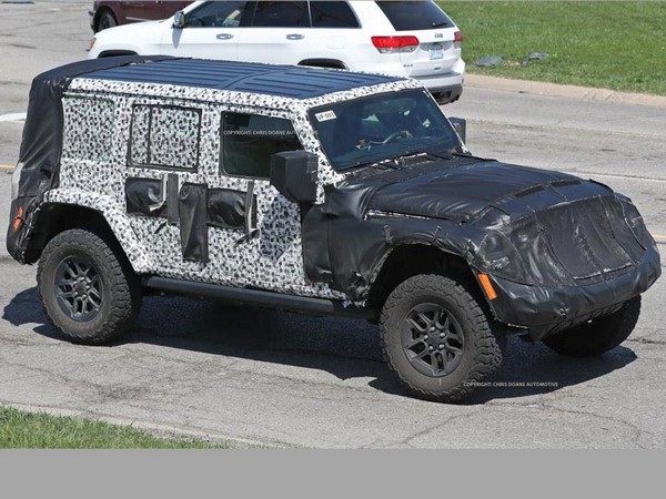 15 2018 Jeep Wrangler Unlimited Prototype