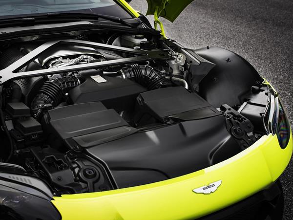 15 2019 Aston Martin Vantage Lime Essence