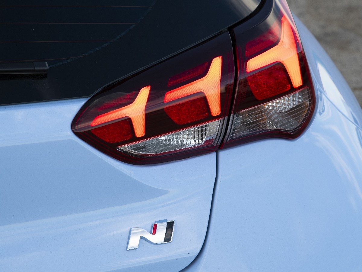 15 2019 Hyundai Veloster N Bb