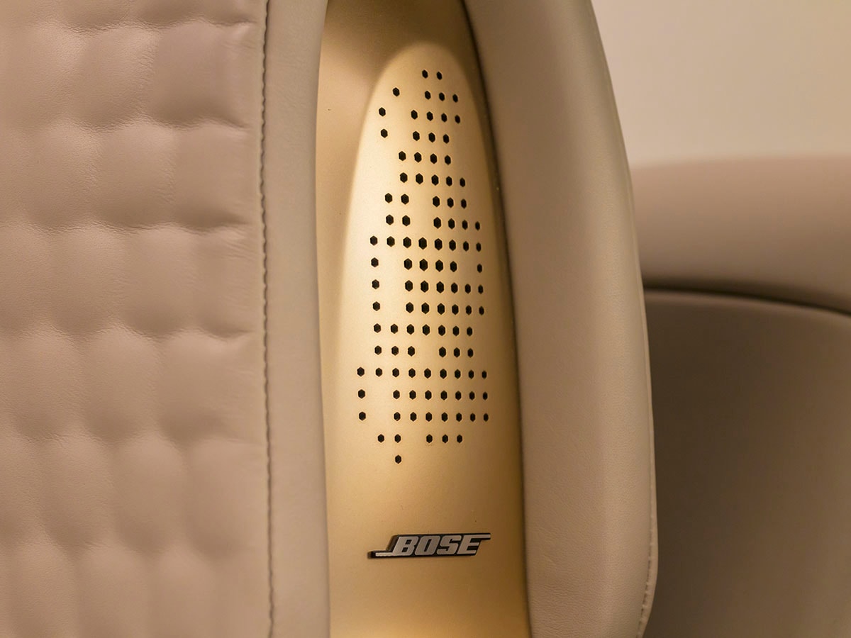 15 Nissan V Motion 2 Sedan Concept Interior KBB