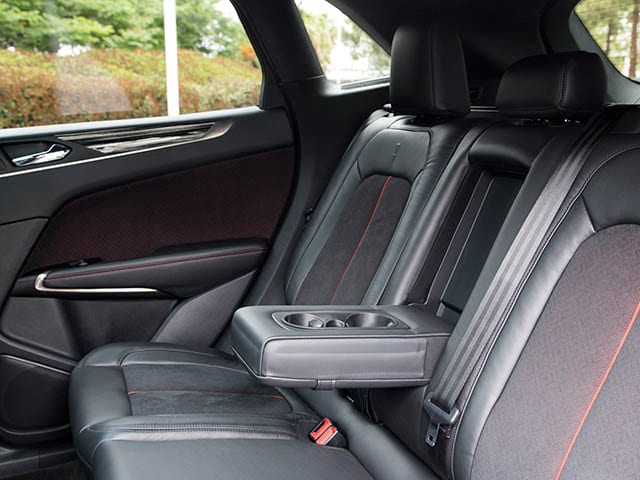 16 2016 Lincoln Mkc