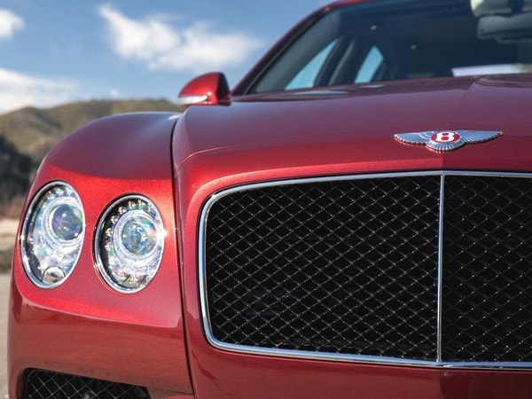 16 2017 Bentley Flying Spur V8s