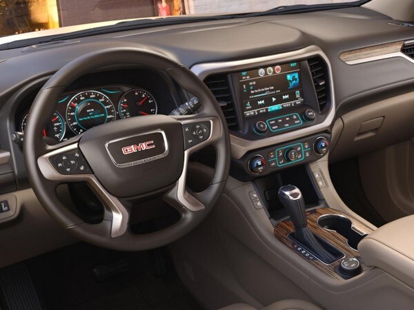 16 2017 Gmc Acadia Denali