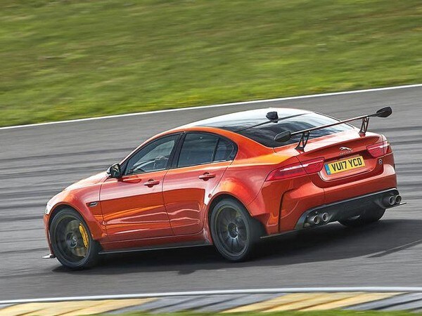 16 2018 Jaguar Xe Sv Project 8