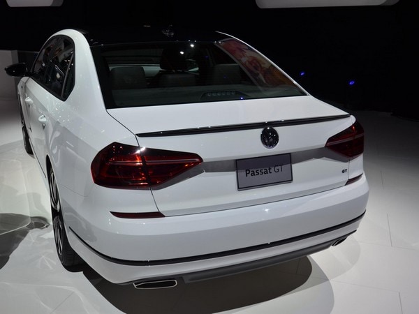 16 2018 Vw Passat Naias