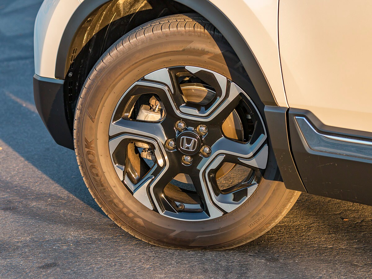 17 2017 Honda CR V Exterior BB KBB