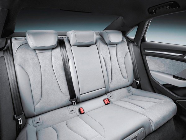 17 2017 Audi A3 Sedan