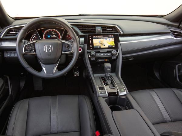17 2017 Honda Civic Htchbk