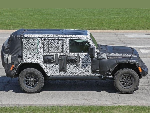 17 2018 Jeep Wrangler Unlimited Prototype