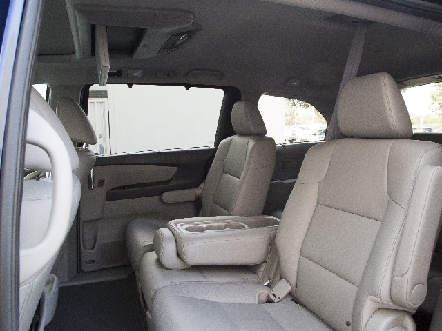 18 2016 Honda Odyssey FC 640