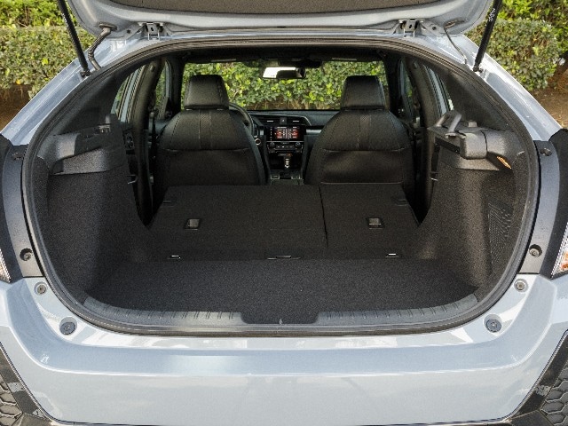 18 2017 Honda Civic Hatch Comparo