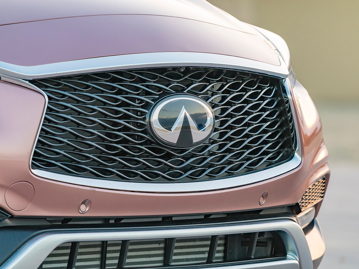 18 2018 Infiniti QX30 Long Term Exterior KBB