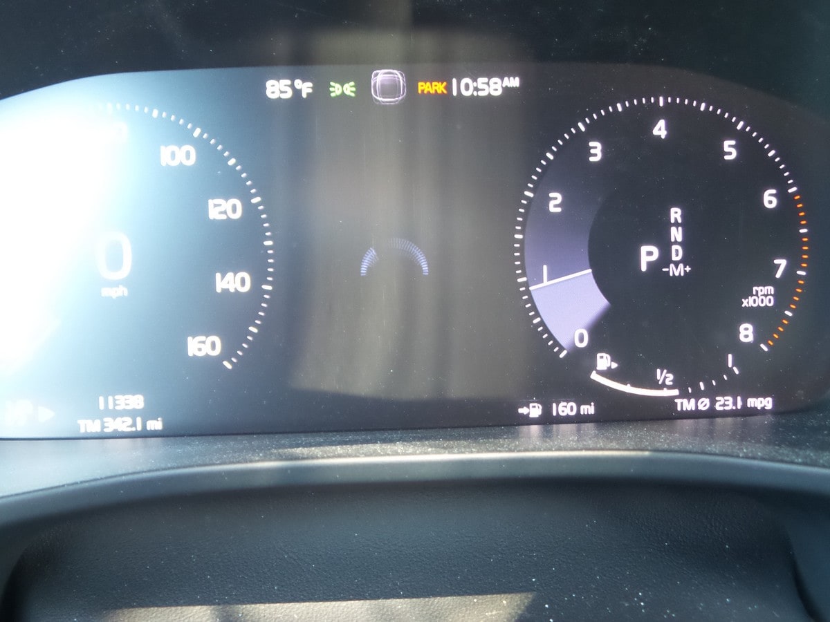 18 2019 Volvo XC40 Climate