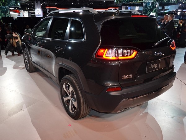 18 2019 Jeep Cherokee Np