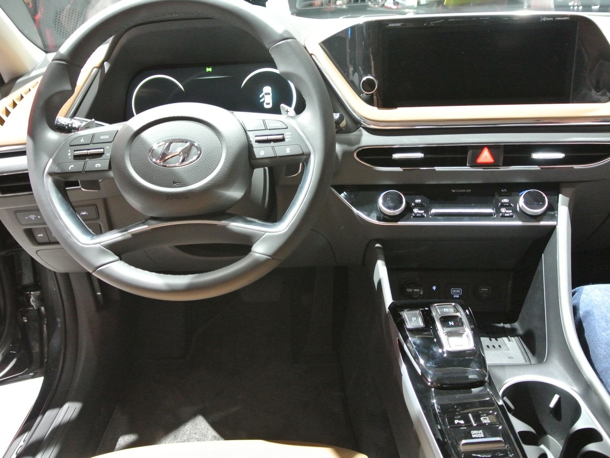 18 2020 Hyundai Sontata Live