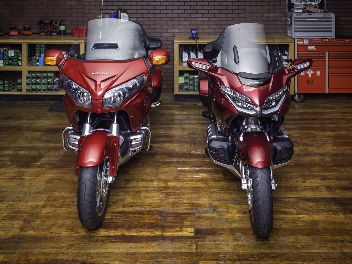 18 Honda Gold Wing Comparison Image 2