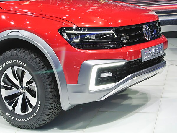 18 Volkswagen Tiguan GTE Concept