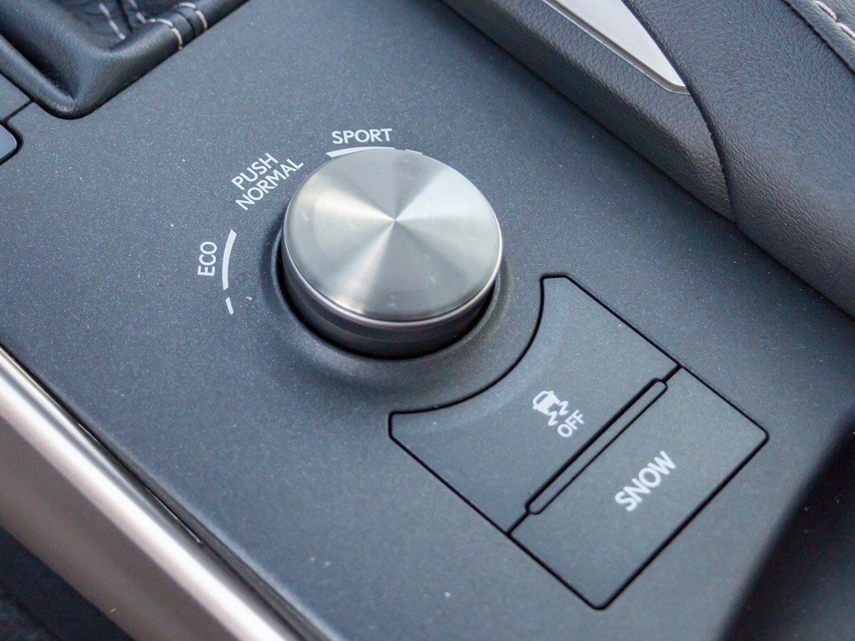 19 2017 Lexus IS 200t Interior