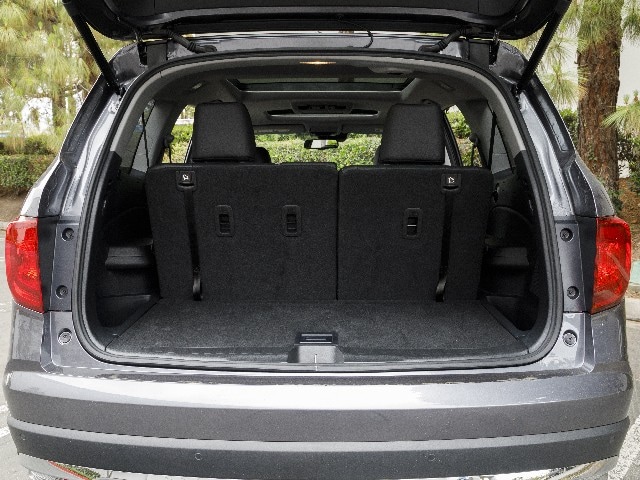 19 2017 Honda Pilot Comparo