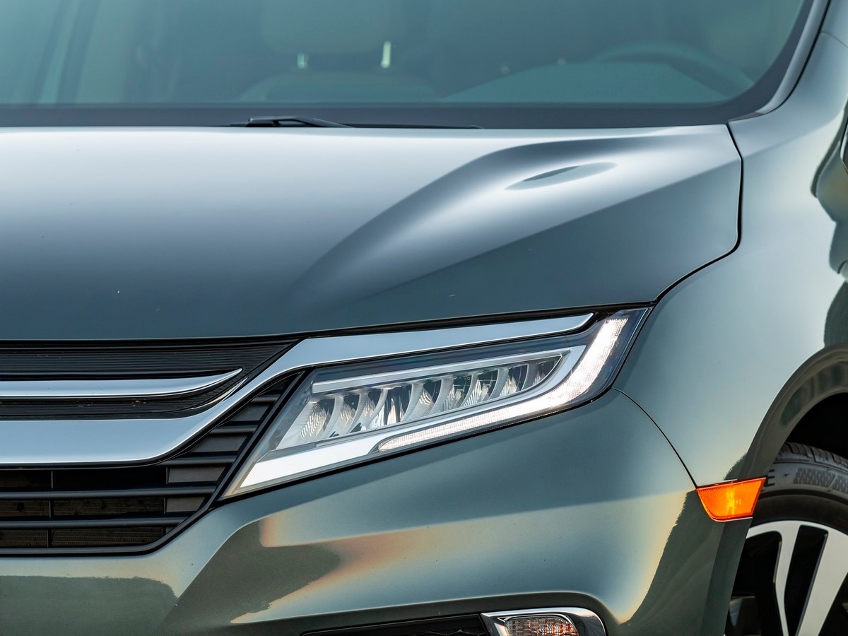 19 2018 Honda Odyssey LT Exterior KBB