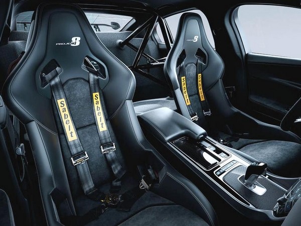 19 2018 Jaguar Xe Sv Project 8