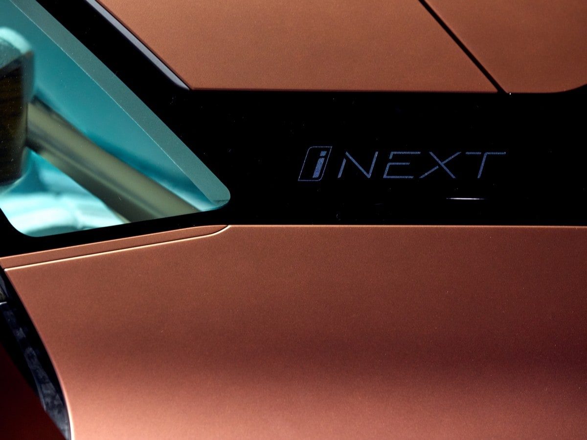19 Bmw Vision INext LA