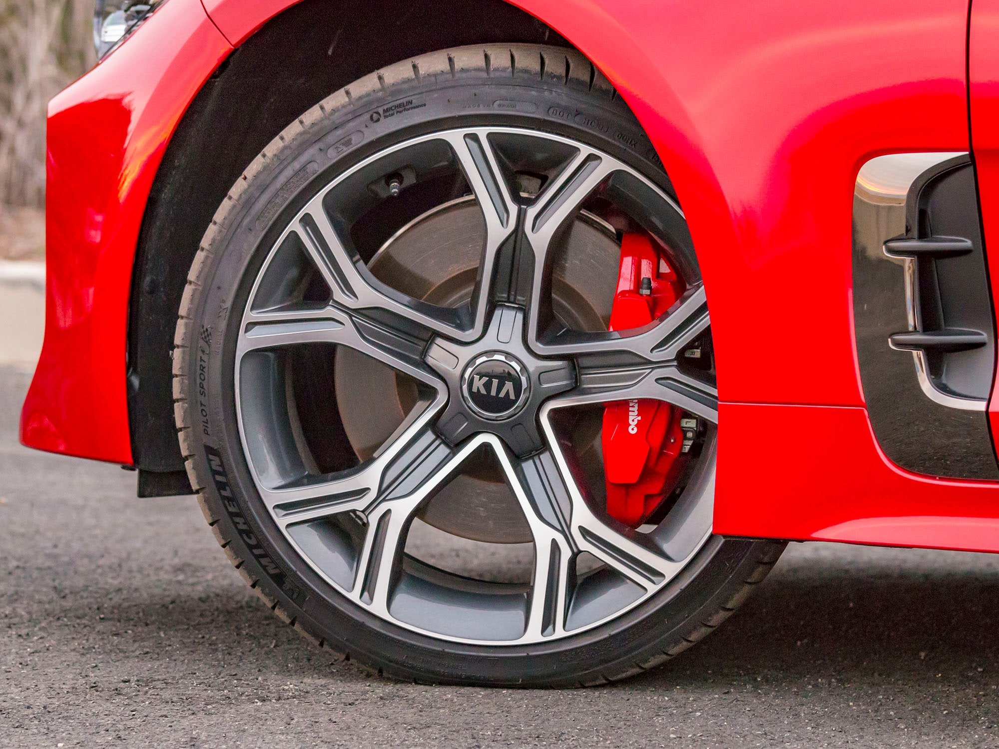20 2018 Kia Stinger Long Term Exterior KBB