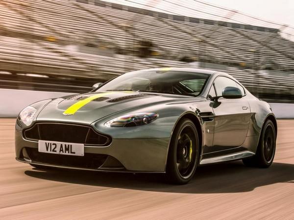 20 2018 Aston Martin V12 Vantage Amr