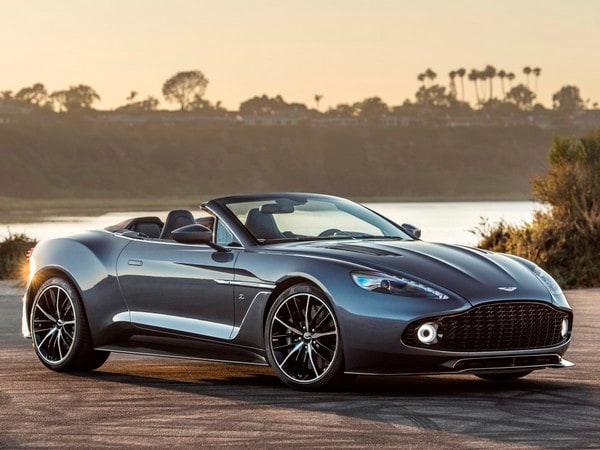 20 2018 Aston Martin Vanquish Zagato Volante