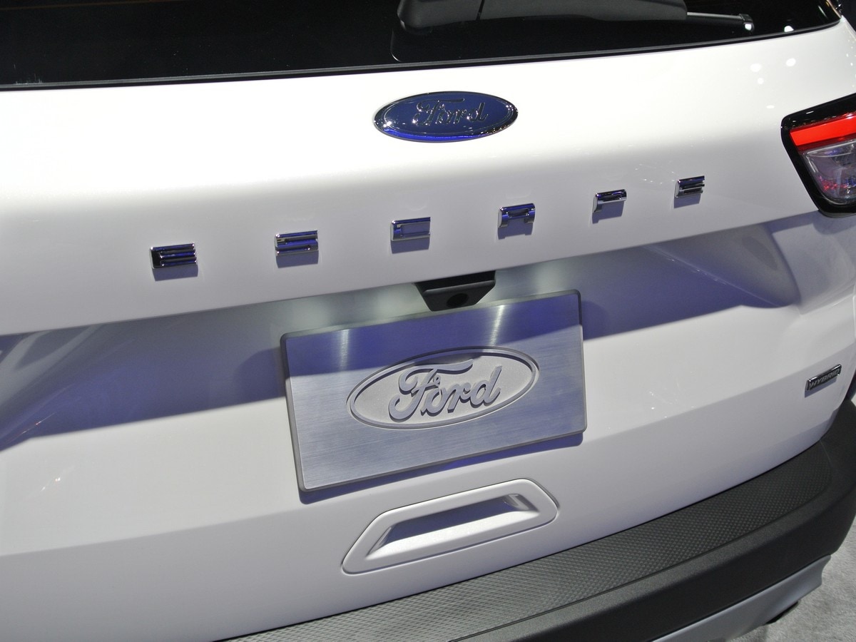 20 2020 Ford Escape Live