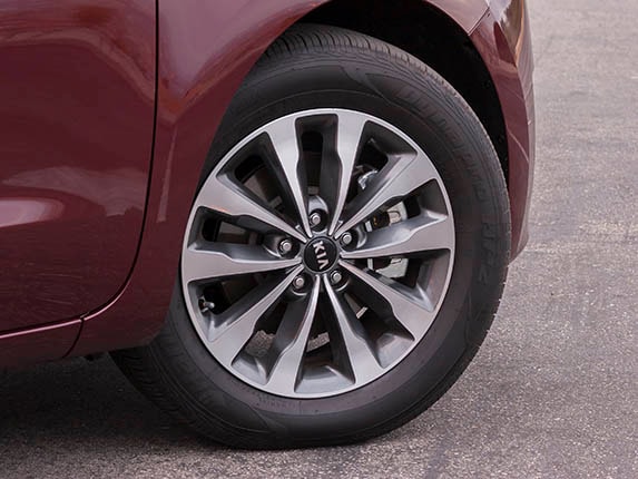 2015 Kia Sedona SX Long Term Exterior 03