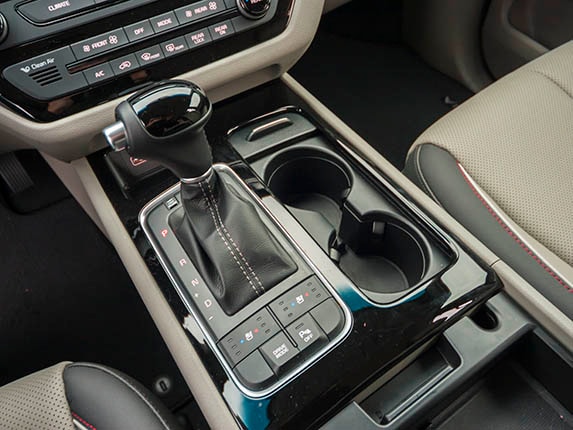 2015 Kia Sedona SX Long Term Interior 15