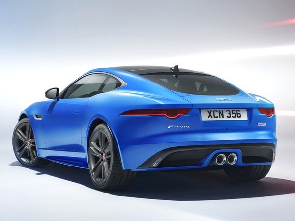 2016 Jaguar F Type British Cropped 11