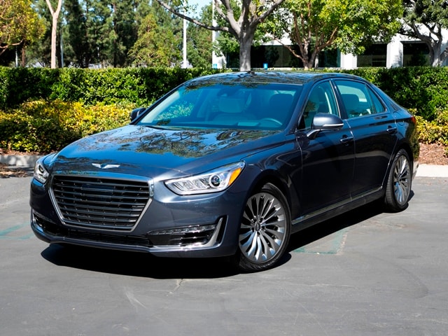 2017 Genesis G90