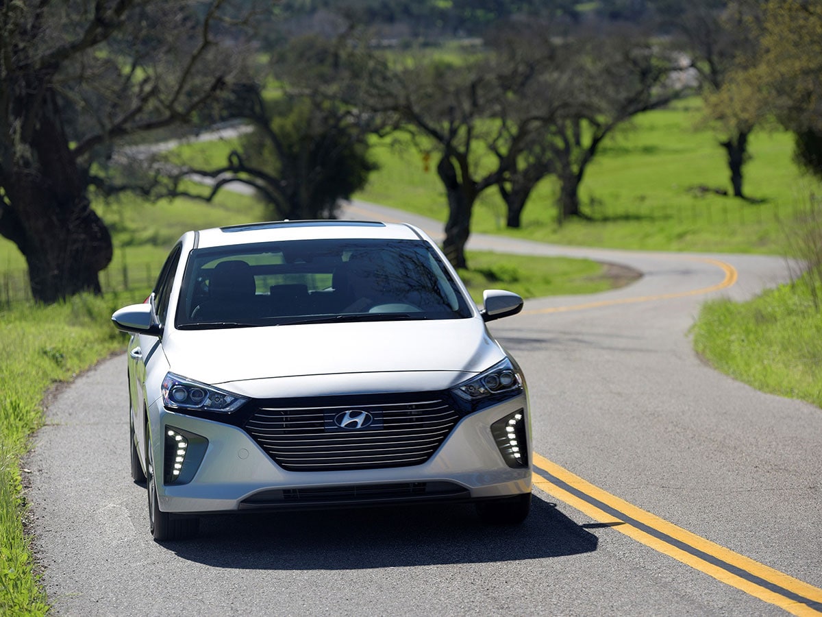 2018 Hyundai Ioniq Plug In Hybrid 04