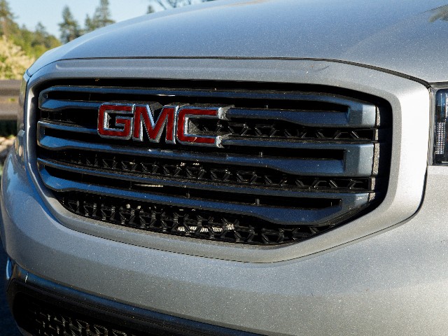 21 2017 Gmc Acadia Comparo