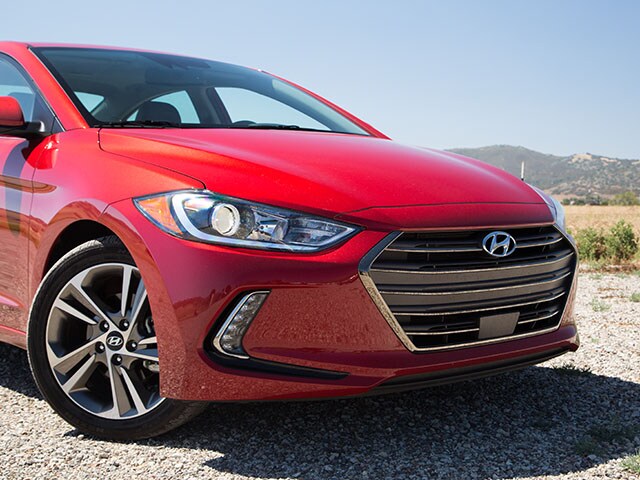 21 2017 Hyundai Elantra Compact Sedan Comparison