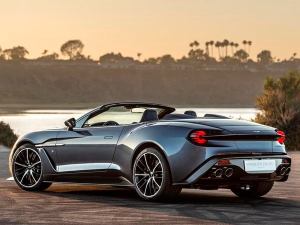 21 2018 Aston Martin Vanquish Zagato Volante