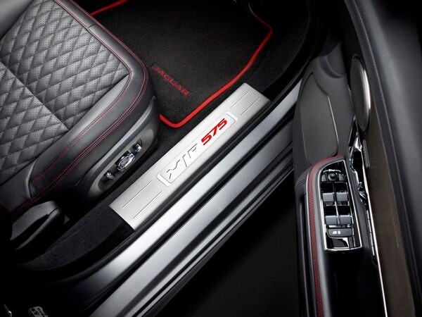 21 2018 Jaguar Xjr575