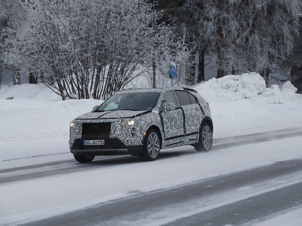21 2019 Cadillac Xt4 Camo Snow