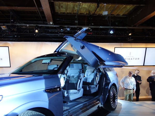 21 Lincoln Navigator Concept