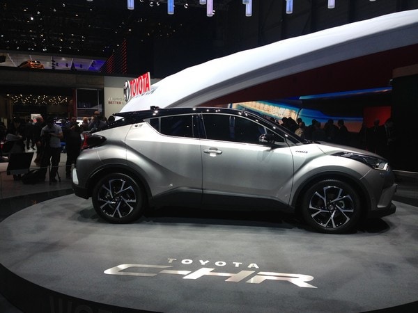 21 Toyota C HR Geneva