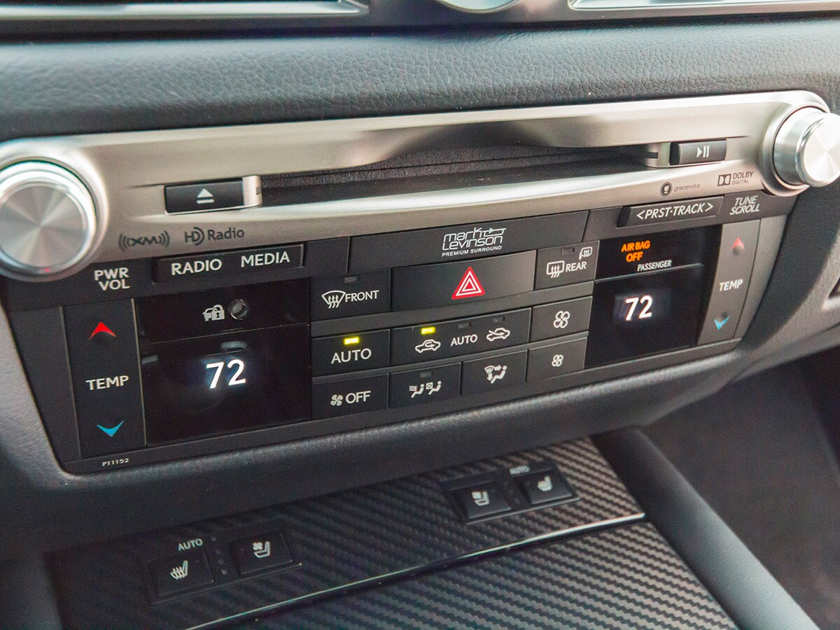 22 2016 Lexus GS F Interior